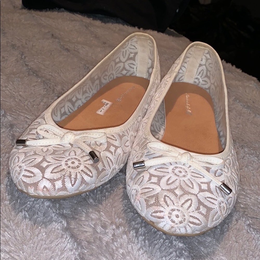 Dress shoes
